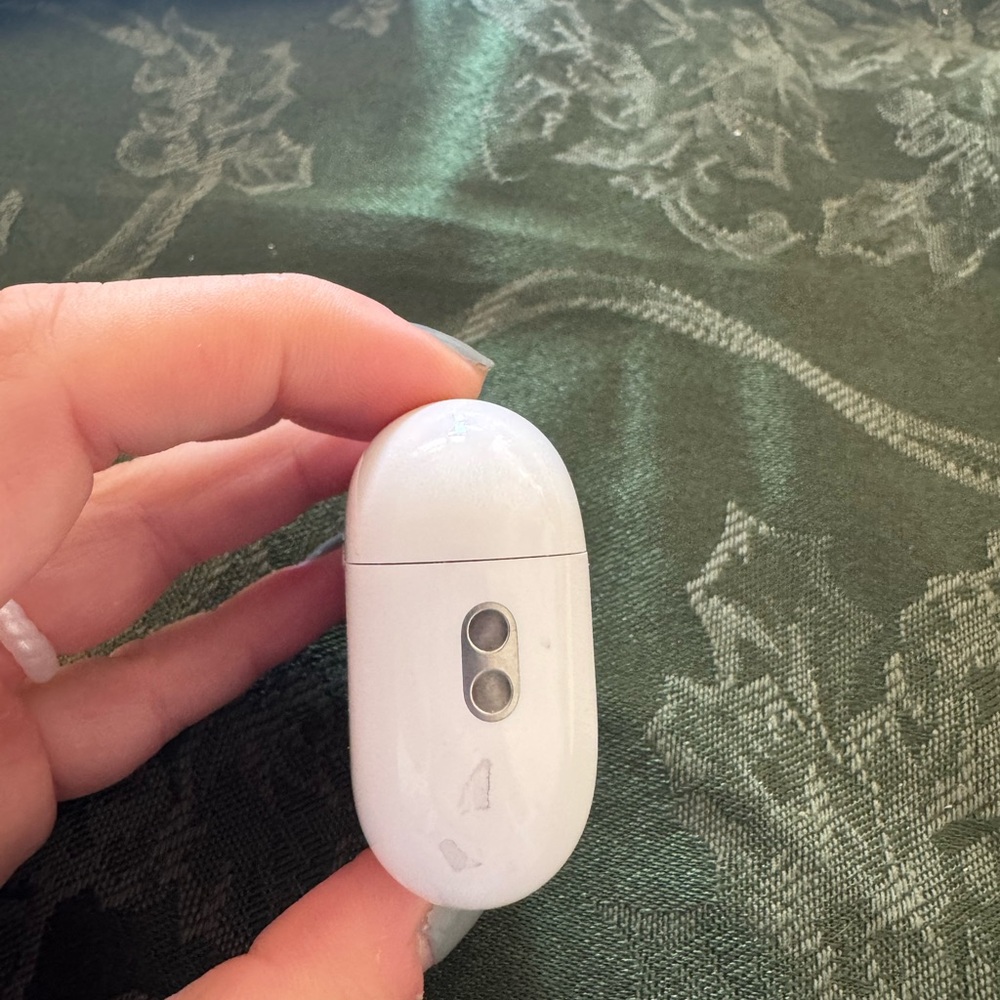 AirPods 3rd Generation - Picture 3 of 6